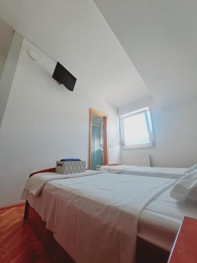 Kaštel Lukšić Guesthouse Varnica מראה חיצוני תמונה