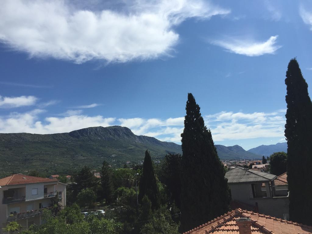 Kaštel Lukšić Guesthouse Varnica מראה חיצוני תמונה