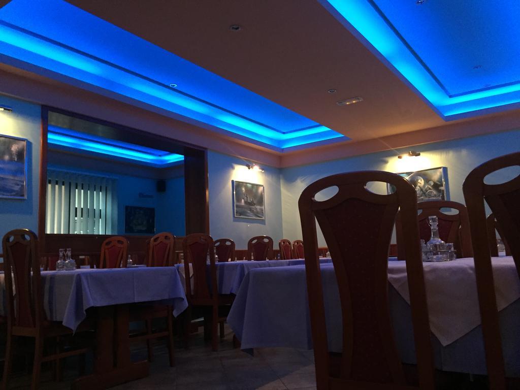 Kaštel Lukšić Guesthouse Varnica מראה חיצוני תמונה